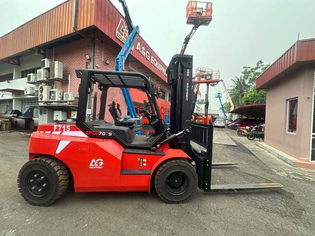 EP CPCD70 7 ton forklift parked outside the A&G Equipment premises, ready for rental in Johor